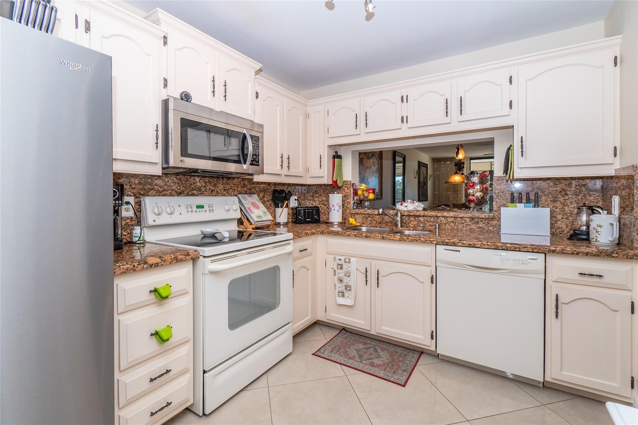 3591 Environ Blvd A404