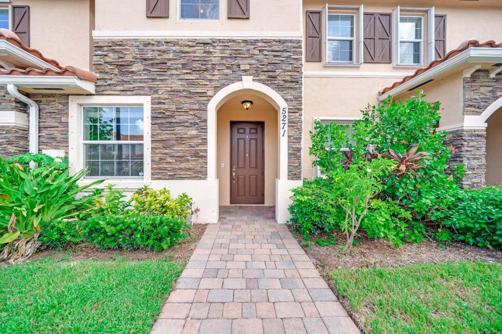 Photo of 5271 Ashley River Road, West Palm Beach, FL 33417 (MLS # B26043385)