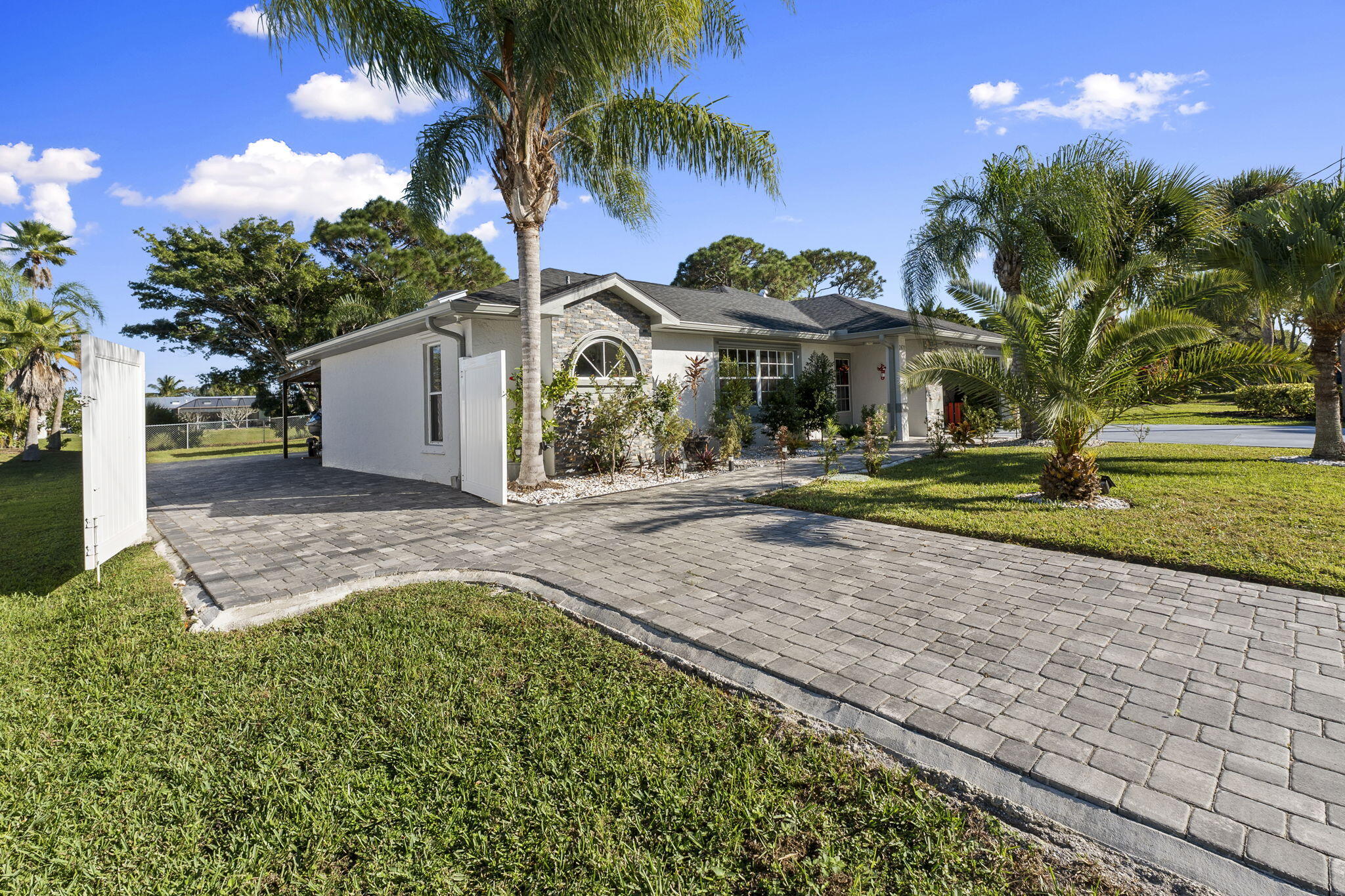PORT ST LUCIE SECTION 30 - Residential