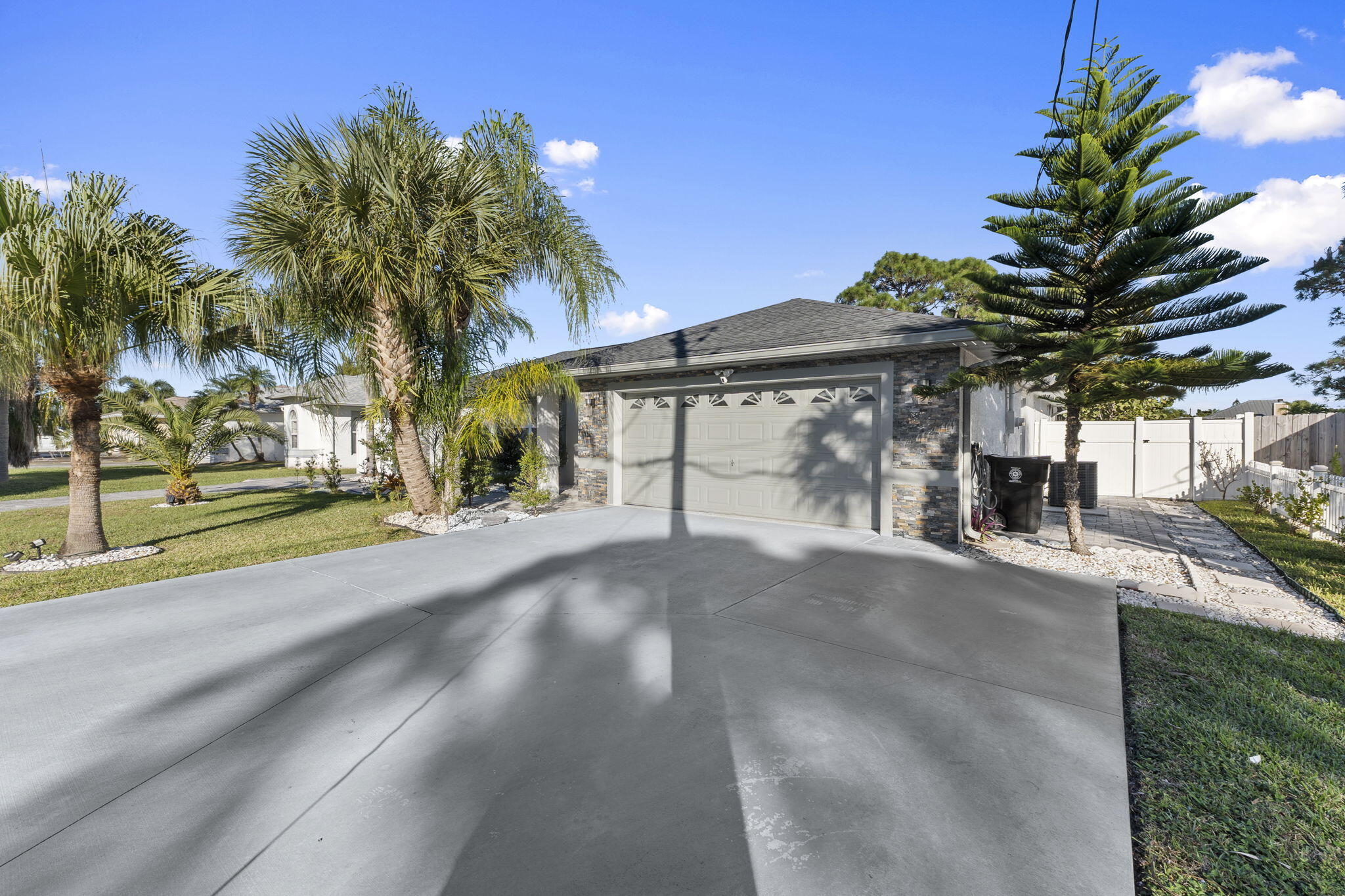 PORT ST LUCIE SECTION 30 - Residential