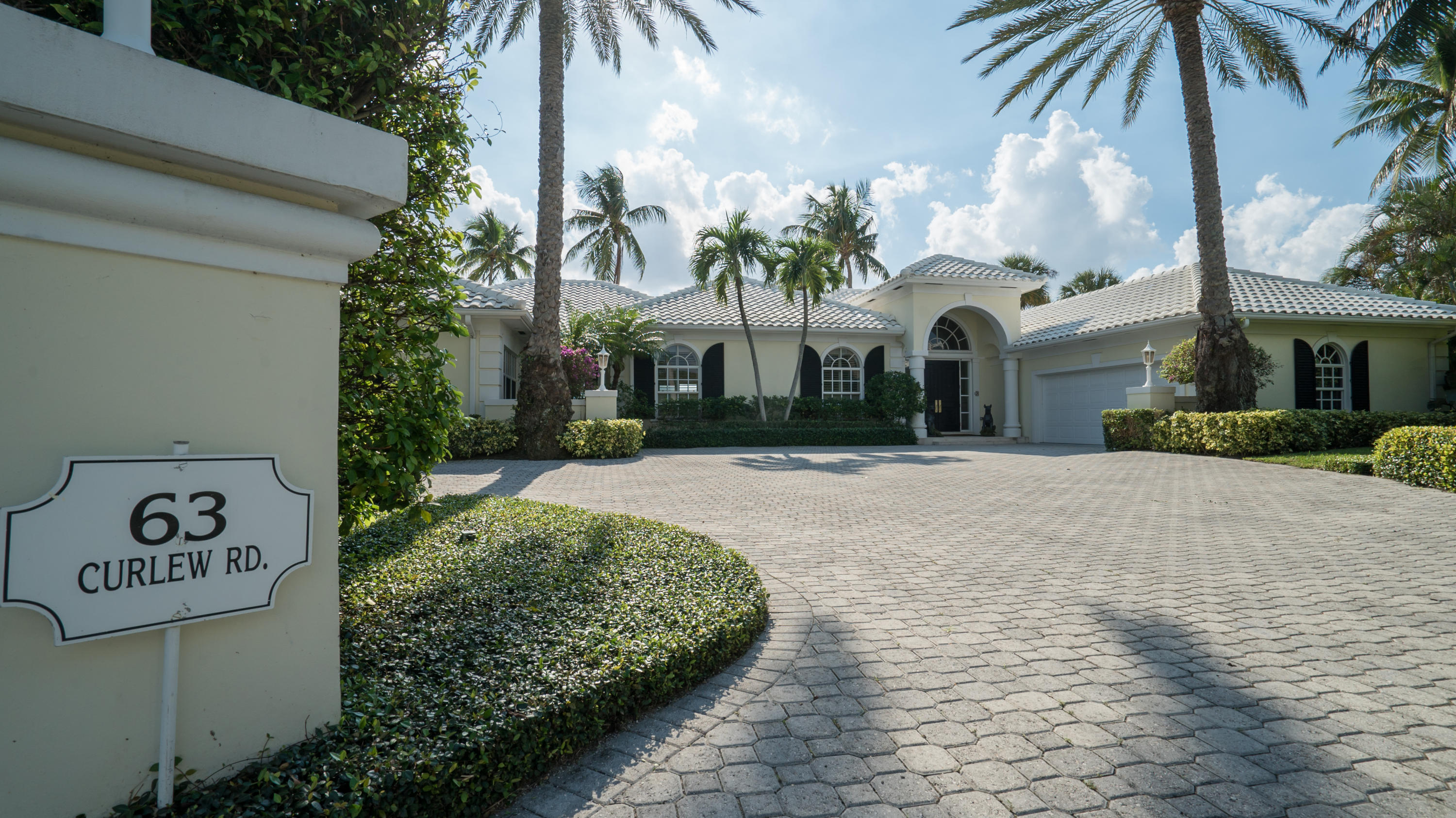 Point Manalapan 01 - Residential