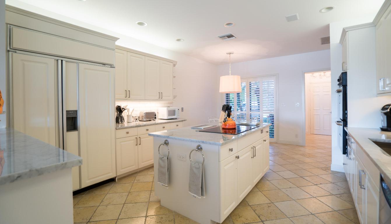 Point Manalapan 01 - Residential