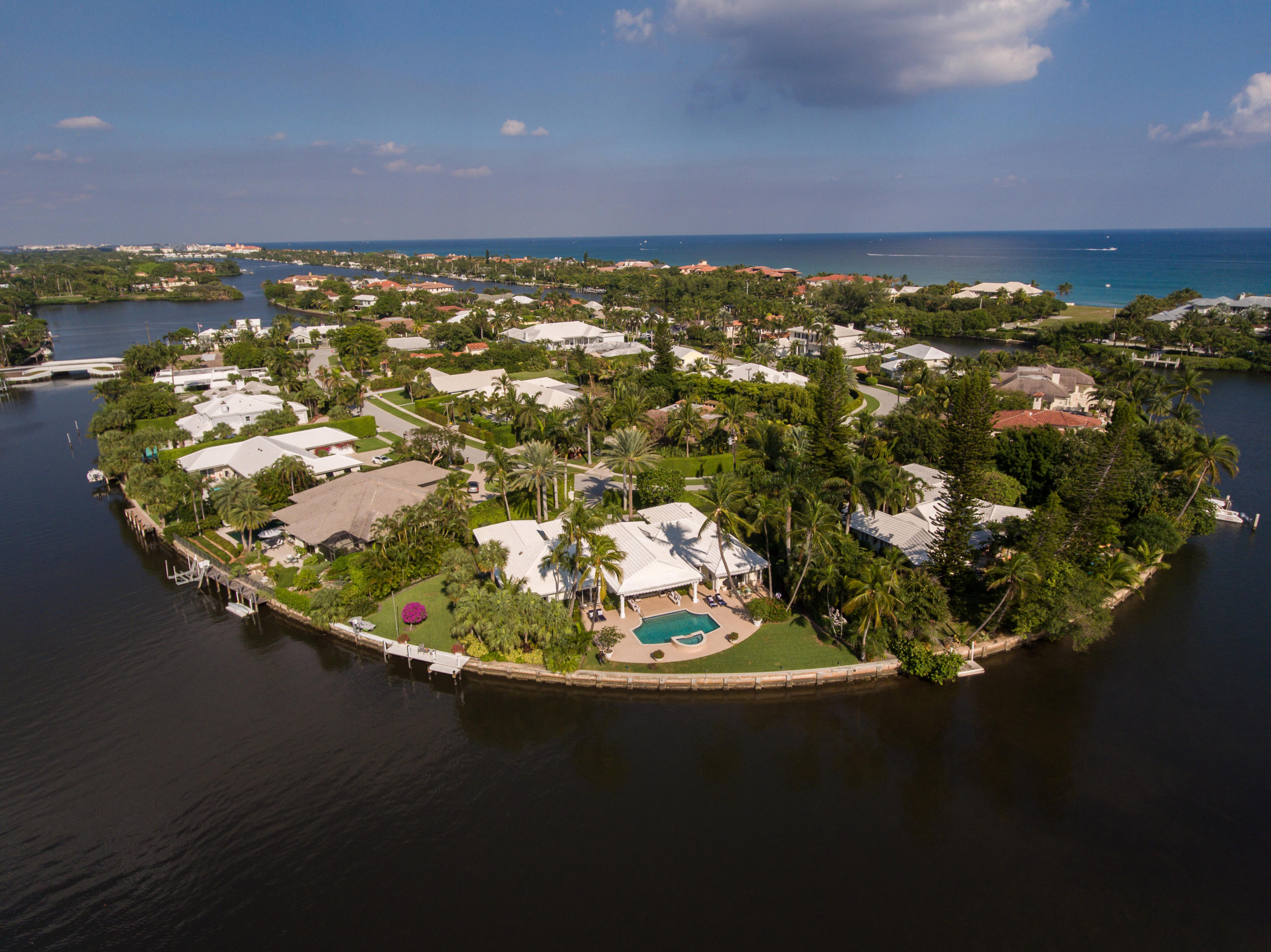 Point Manalapan 01 - Residential