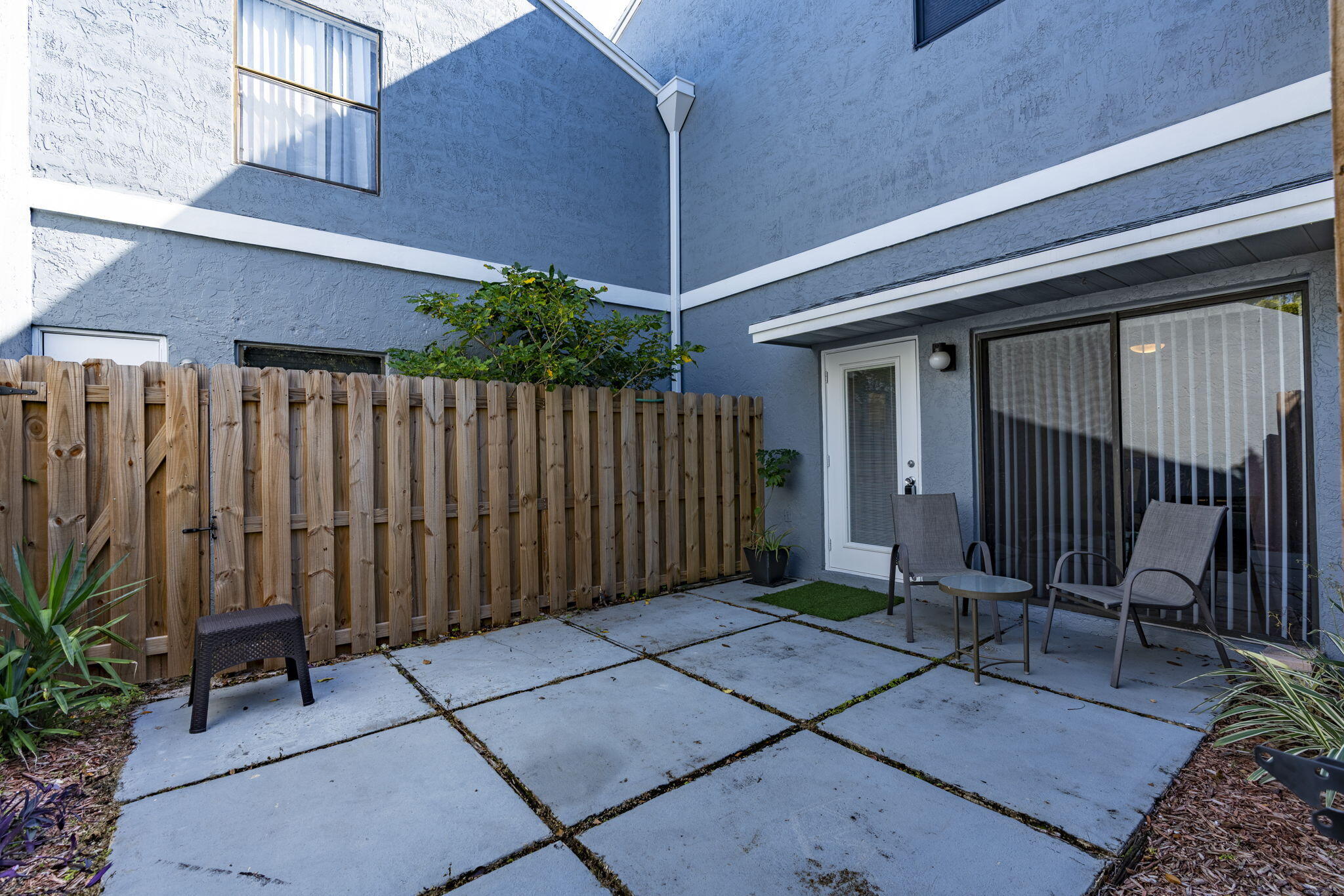 CROSSINGS OF BOYNTON BEACH CONDO - Residential