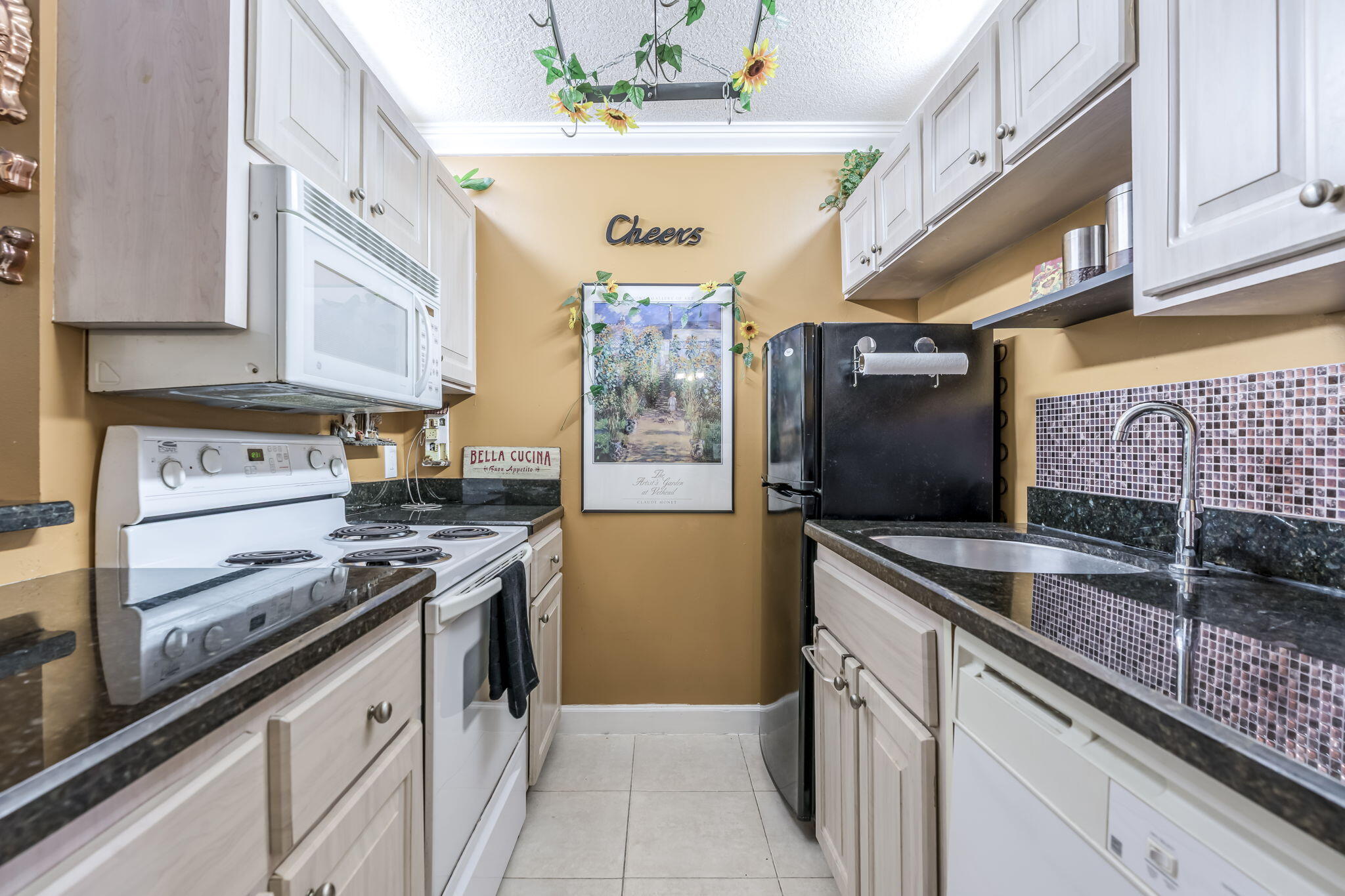 CROSSINGS OF BOYNTON BEACH CONDO - Residential