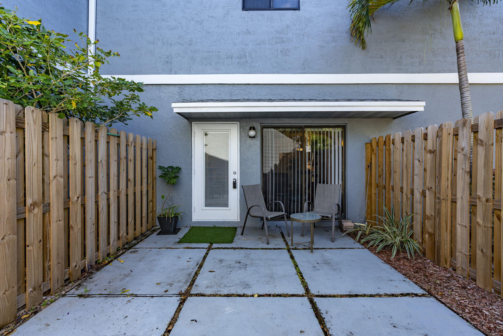 CROSSINGS OF BOYNTON BEACH CONDO - Residential