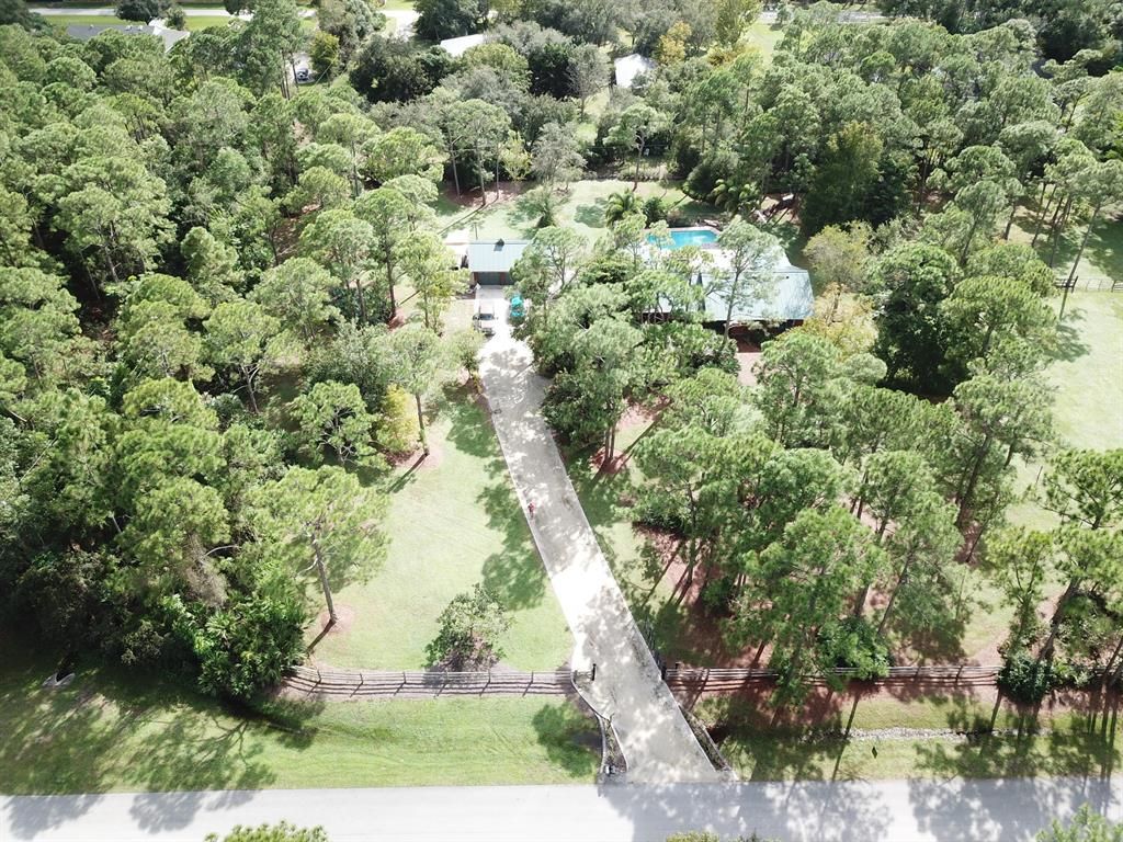Photo of 10924 SW Hawkview Circle, Stuart, FL 34997 (MLS # R10757417)
