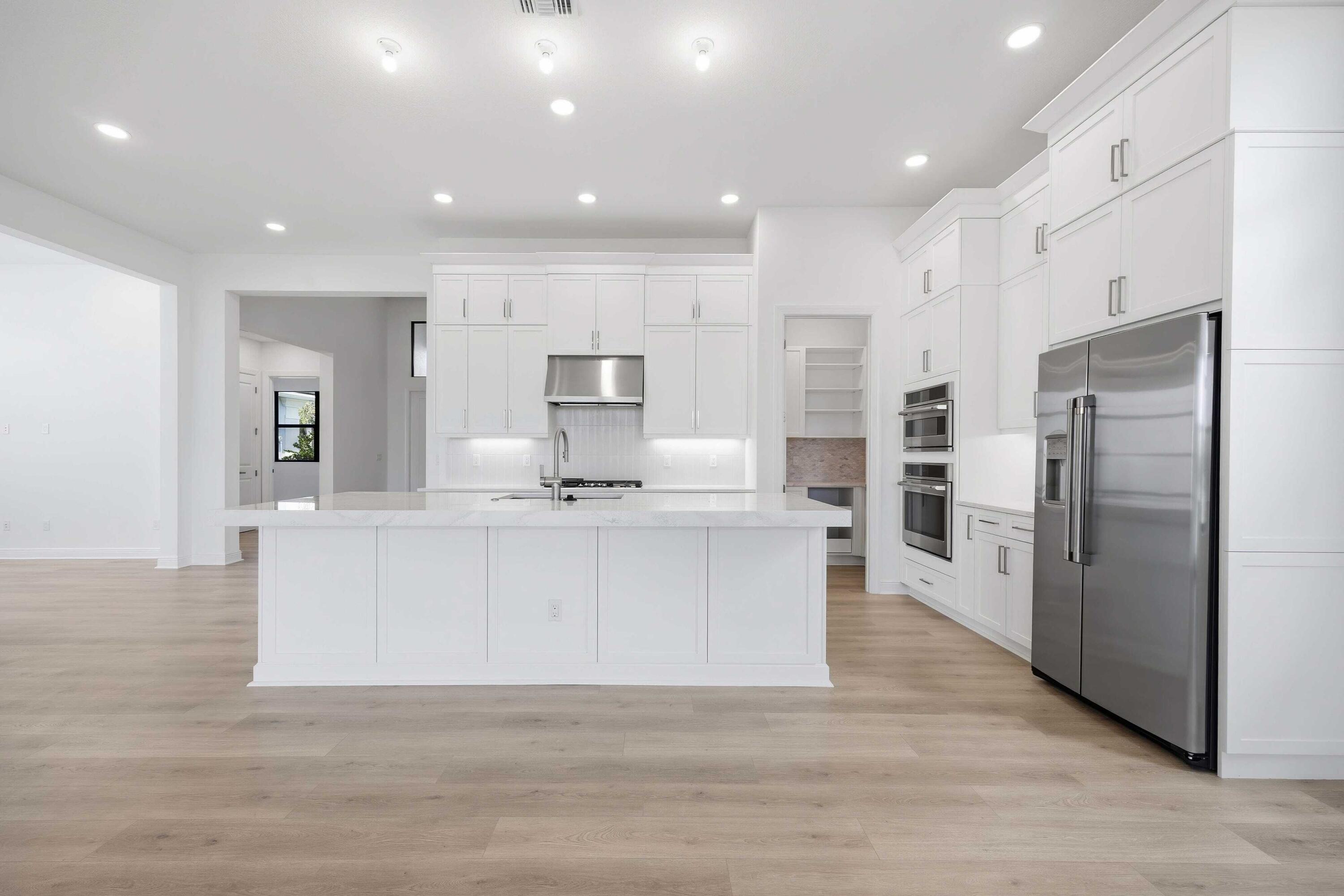 5627 Saint Armands Way