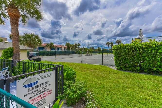 Jupiter Ocean & Racquet Club - Residential Lease