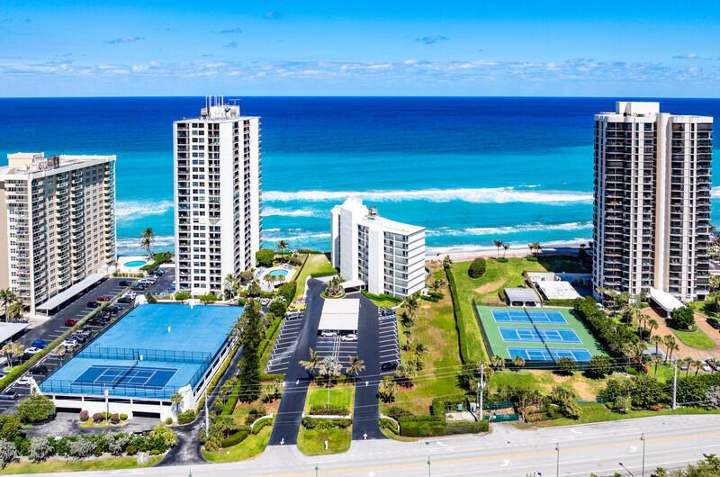 DUNES CONDO - Residential