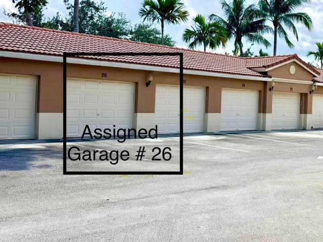 4905 Midtown 2405 Lane 2405