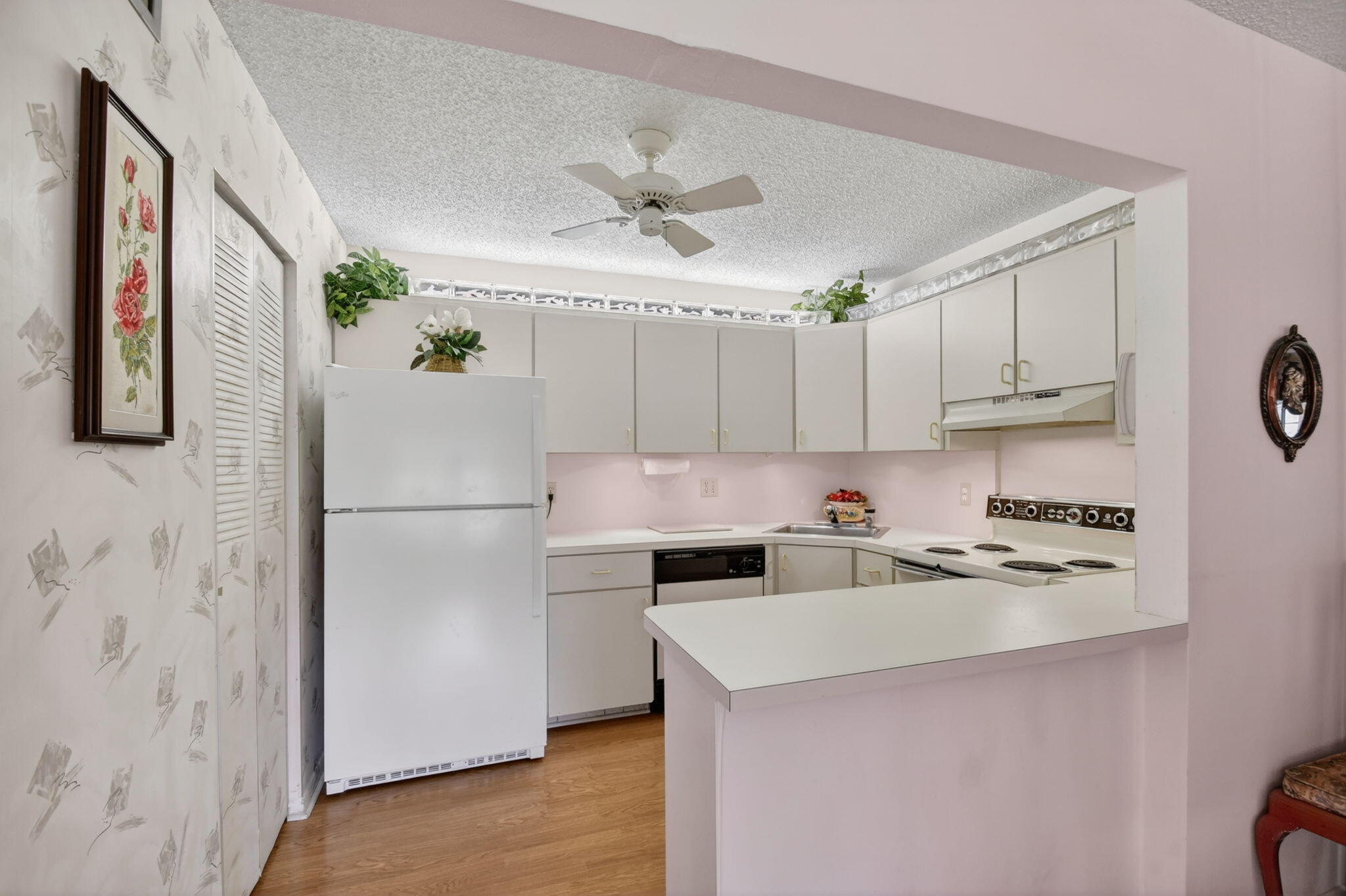 PINE RIDGE SOUTH II CONDO - Residential