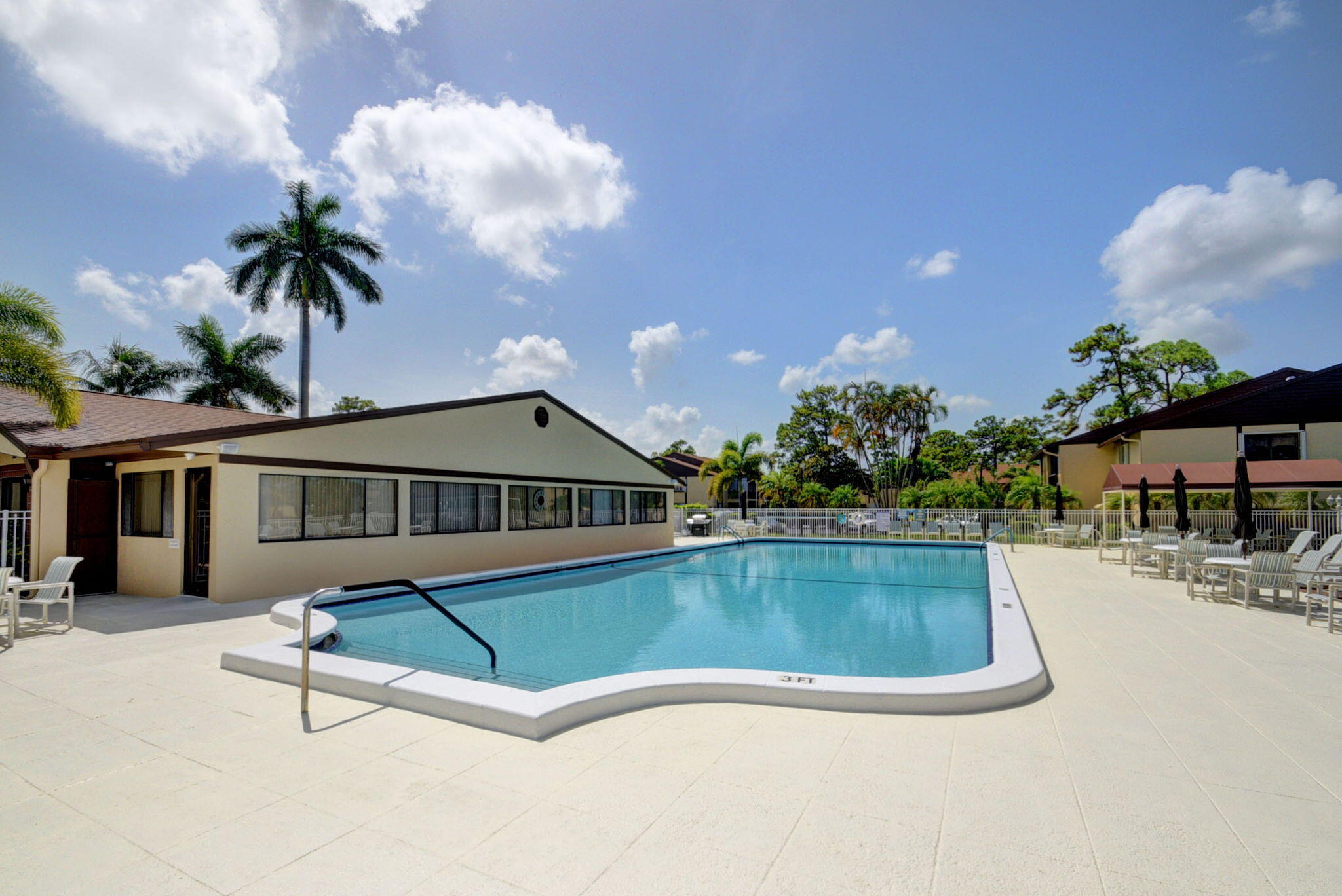 PINE RIDGE SOUTH II CONDO - Residential