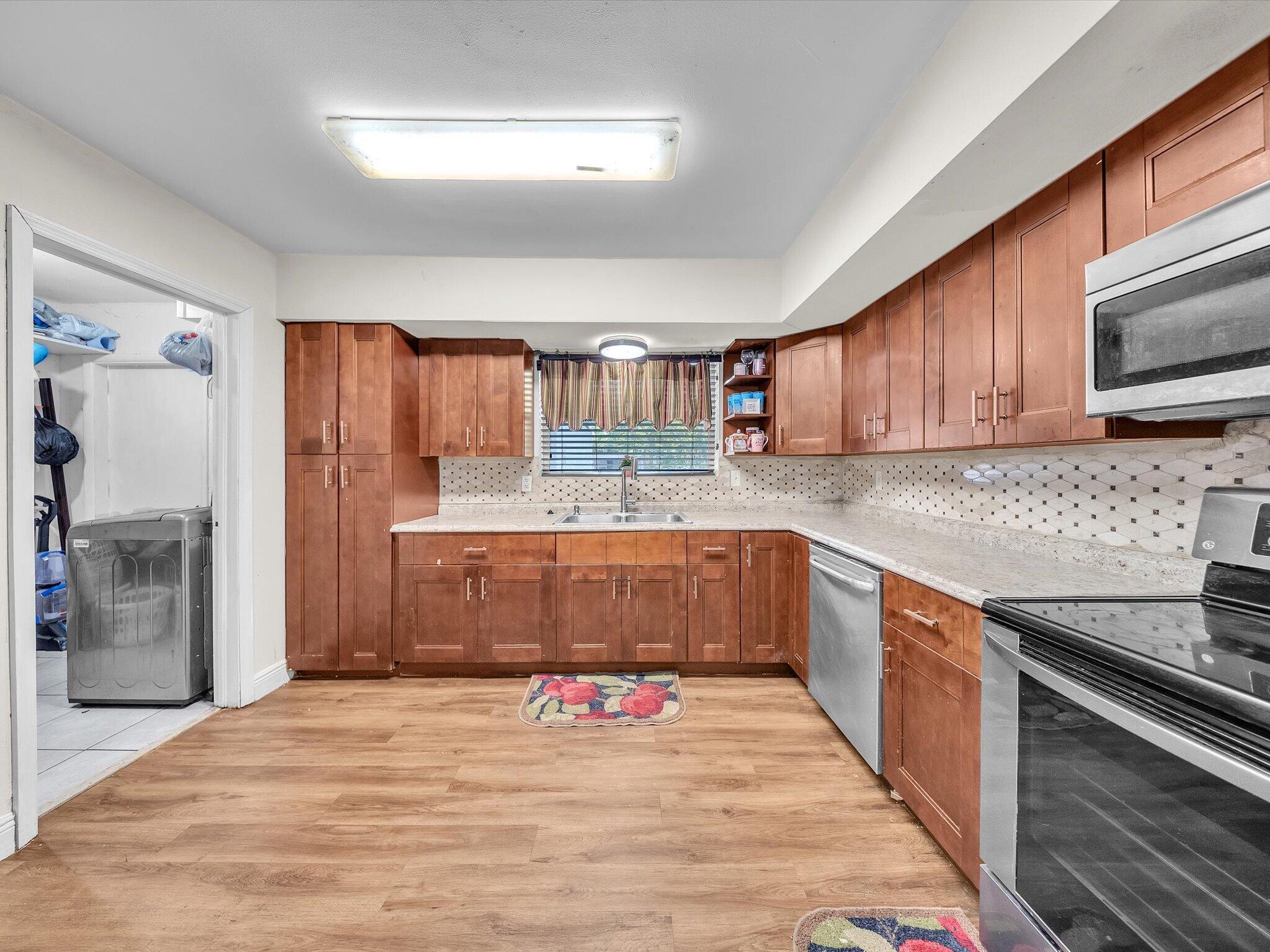 MELROSE PARK SEC 7 - Residential