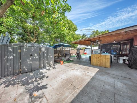 Tiny photo for 721 SW 38th Avenue, Fort Lauderdale, FL 33312 (MLS # B26029239)