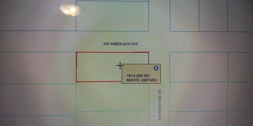 RAINBOW LAKES ESTATE - Land