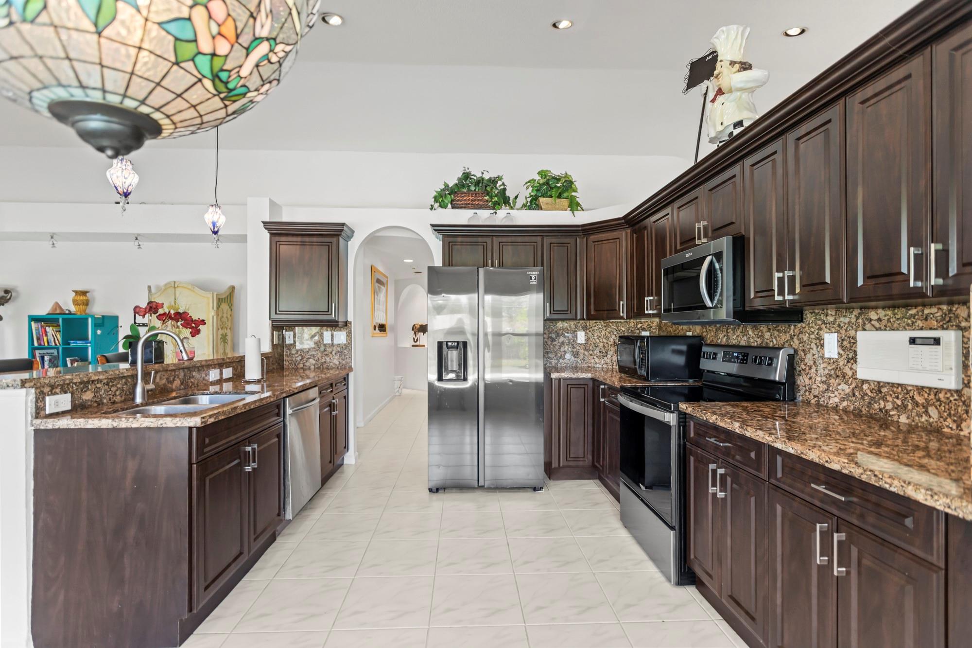 NORTH SPRINGS COURT - Residential