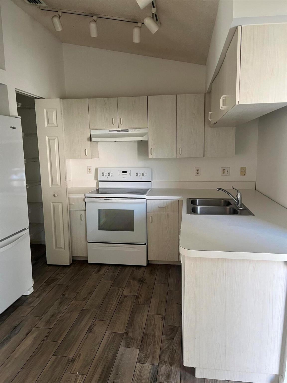 JUNO TERR - Residential Income