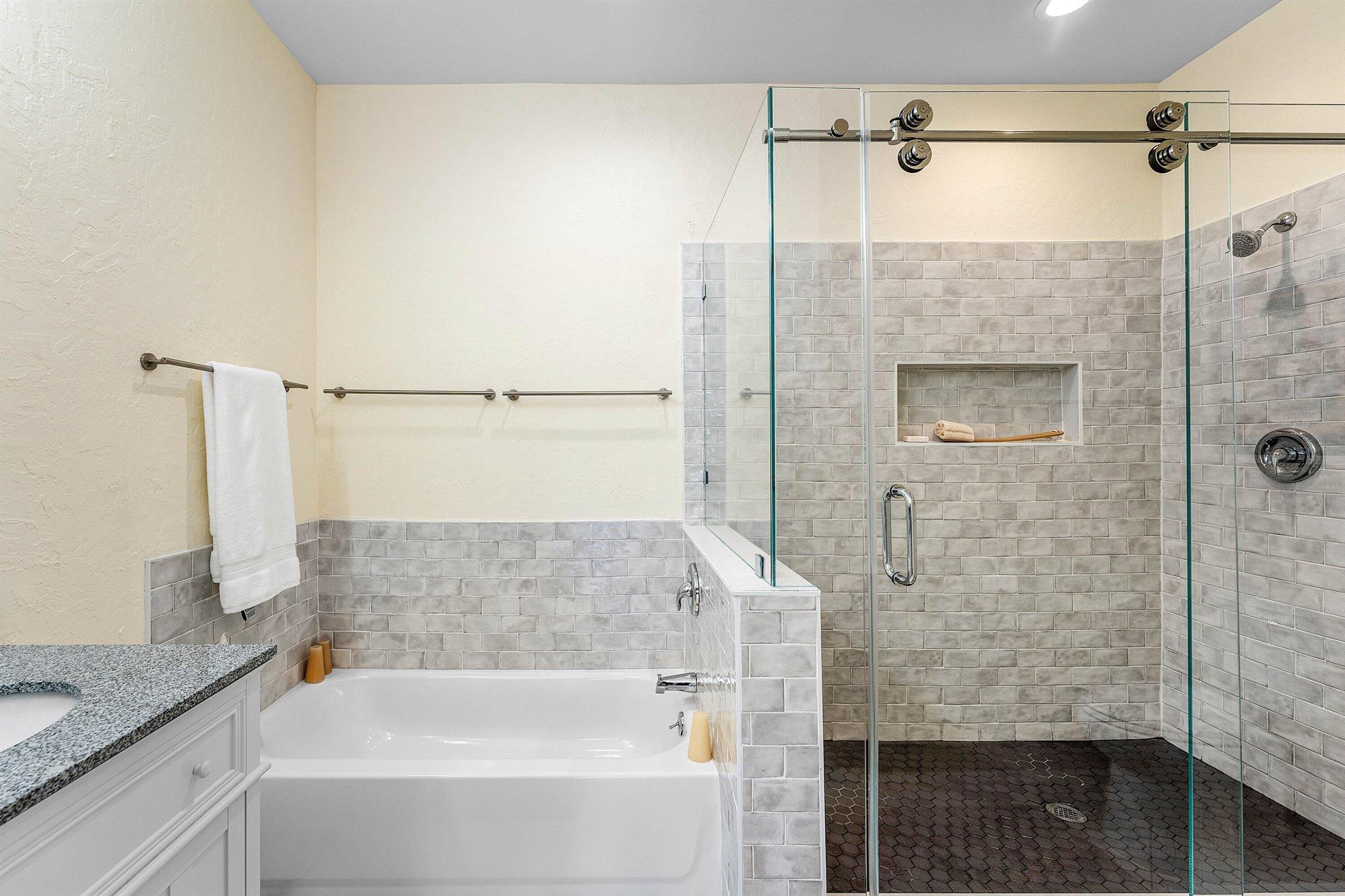 PGA RESORT COMMUNITY PL O - Residential Lease