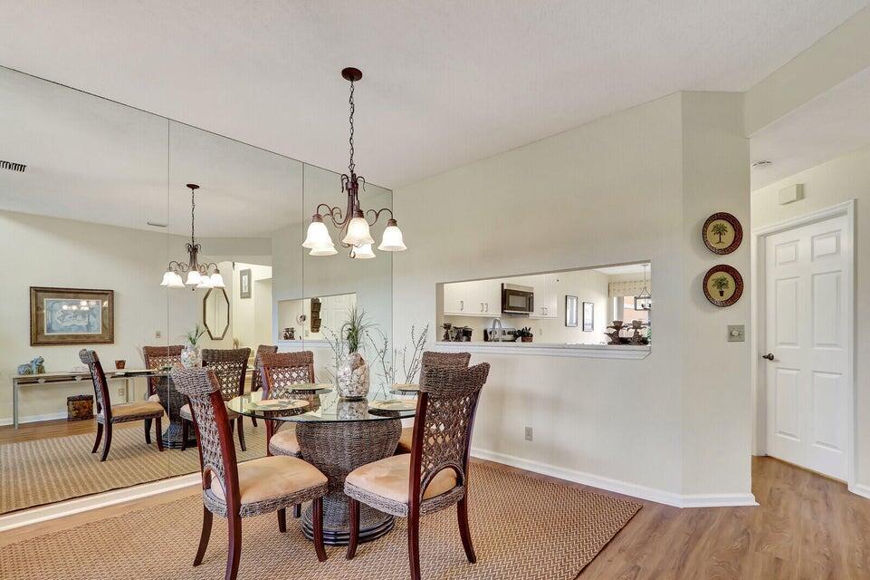 View photos, virtual tours, details... 858 Windermere Way