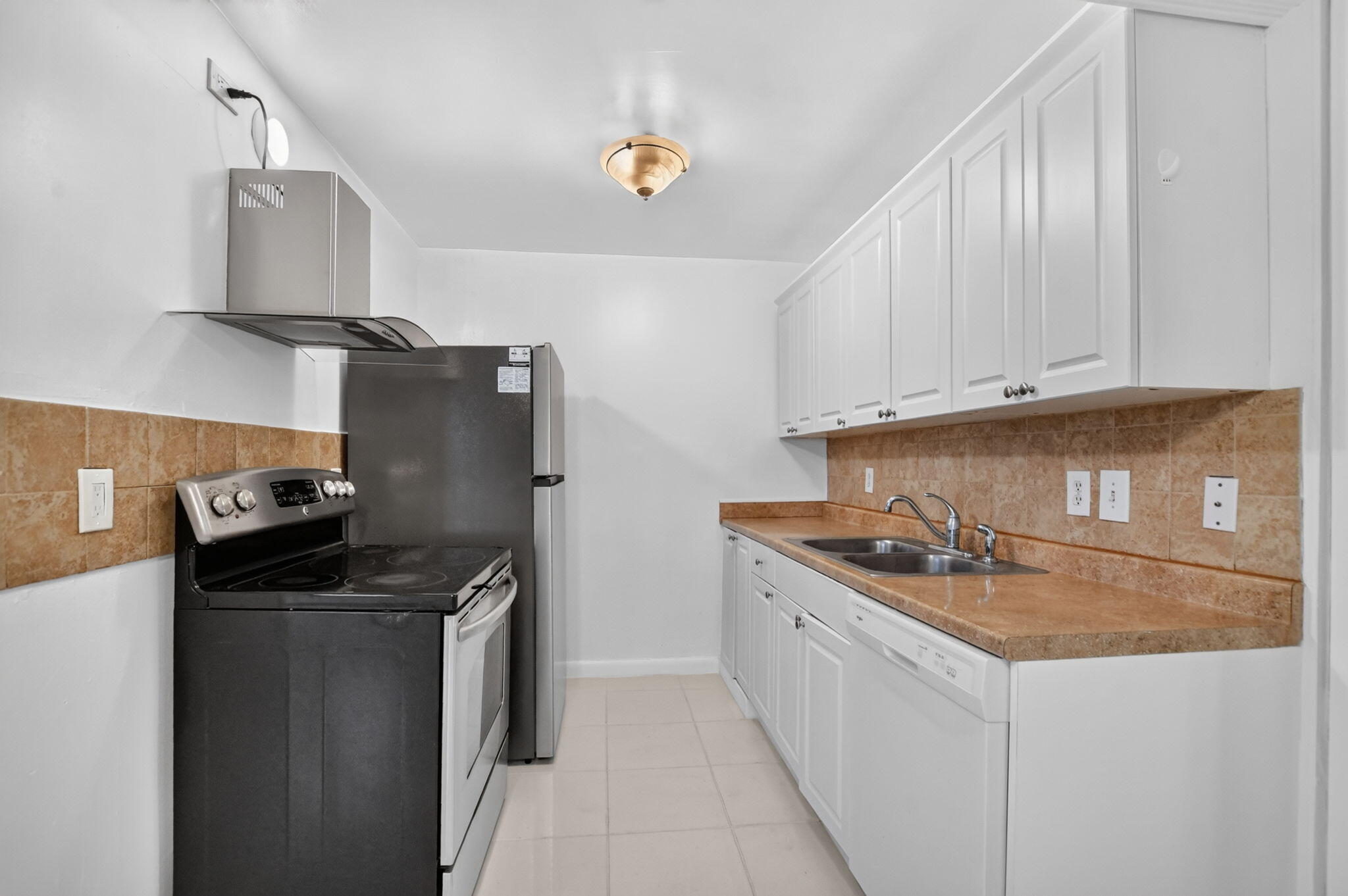 View photos, virtual tours, details... 3010 Guildford A
