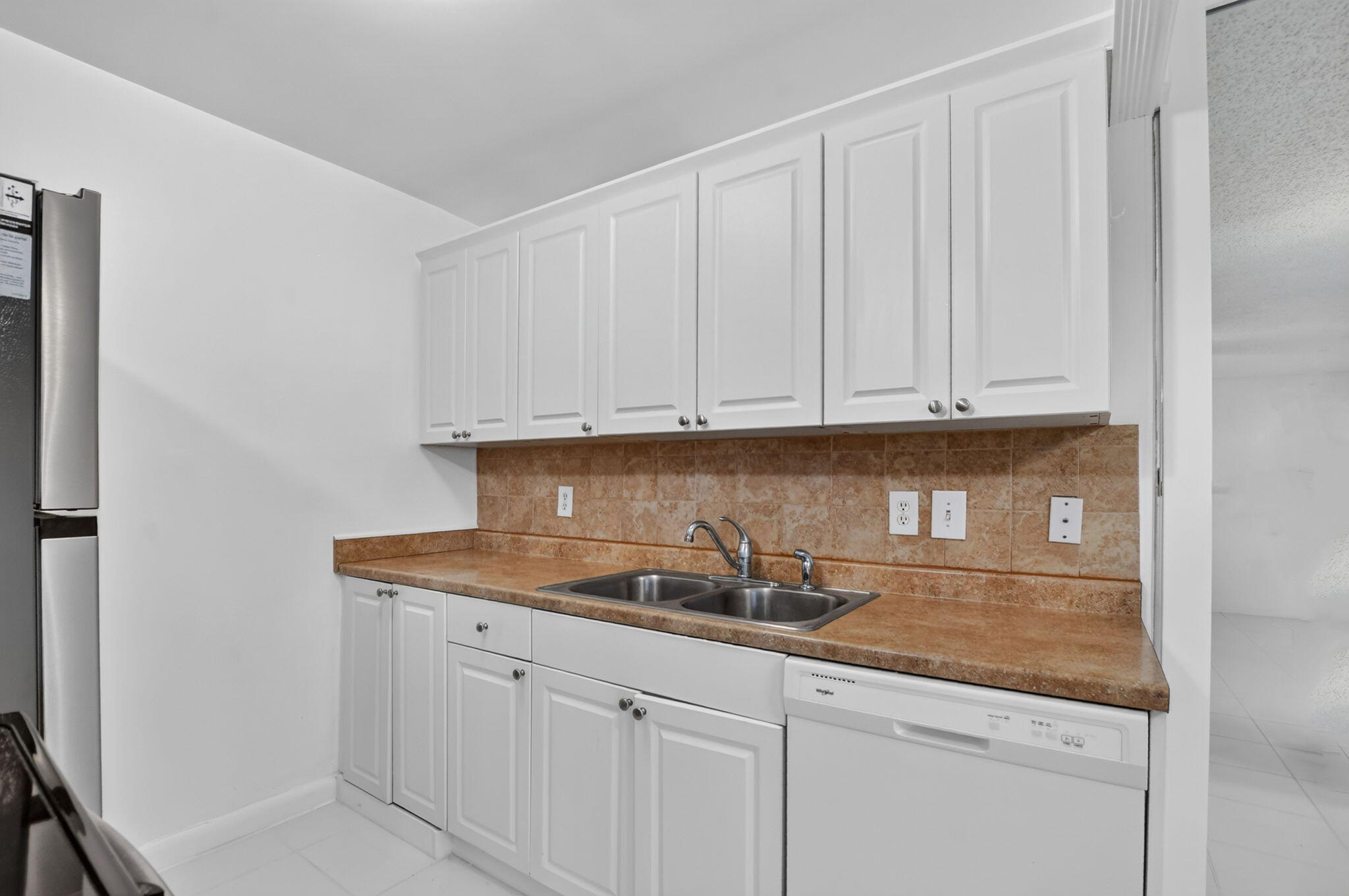 View photos, virtual tours, details... 3010 Guildford A
