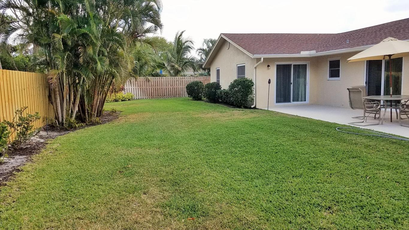 CHAPEL COURT SEC 2 - Residential Lease