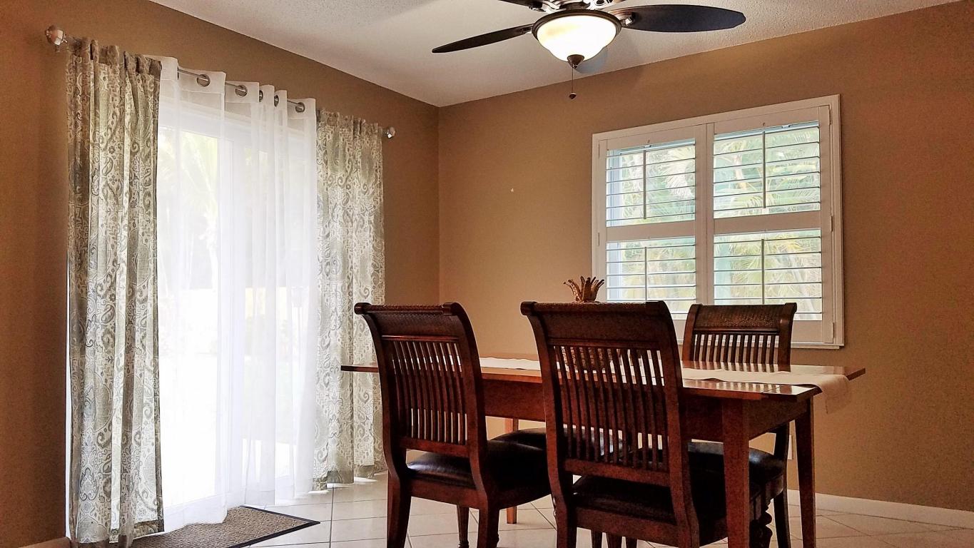 CHAPEL COURT SEC 2 - Residential Lease