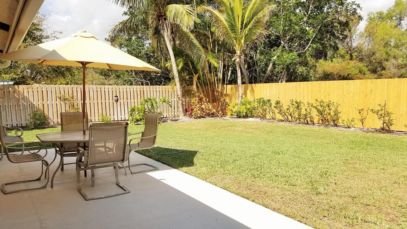 CHAPEL COURT SEC 2 - Residential Lease