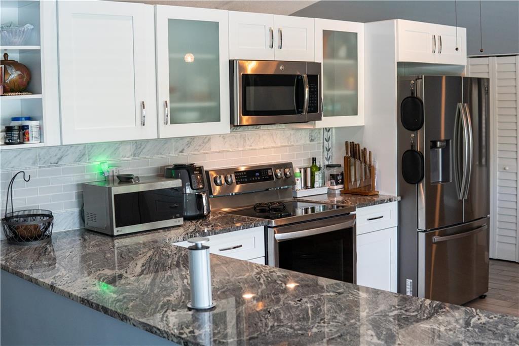 Pine Landing 113-42 B - Residential