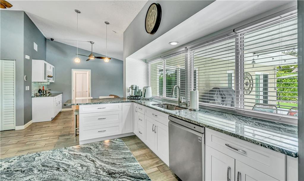 Pine Landing 113-42 B - Residential