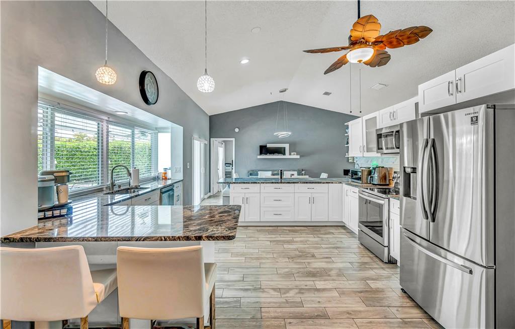 Pine Landing 113-42 B - Residential