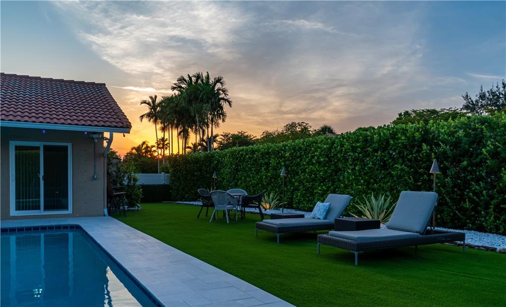 Pine Landing 113-42 B - Residential