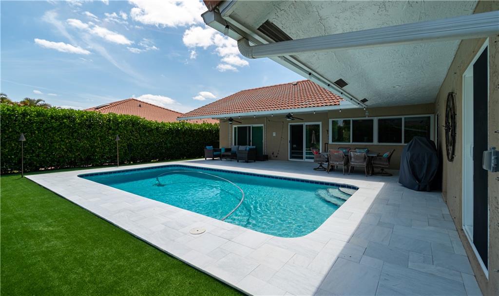 Pine Landing 113-42 B - Residential