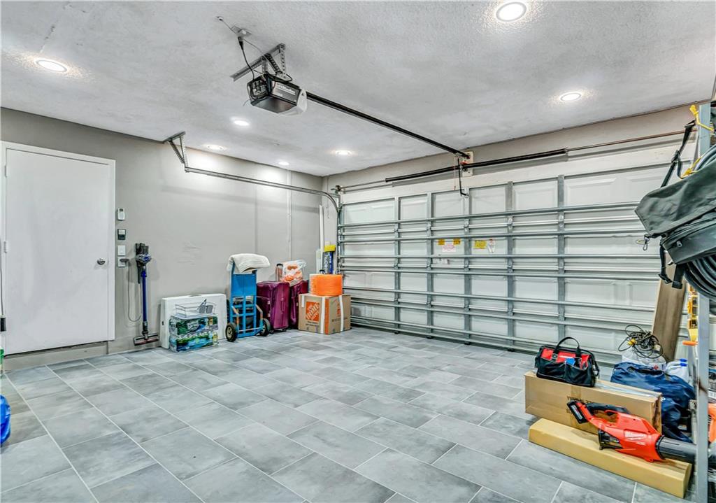 Pine Landing 113-42 B - Residential