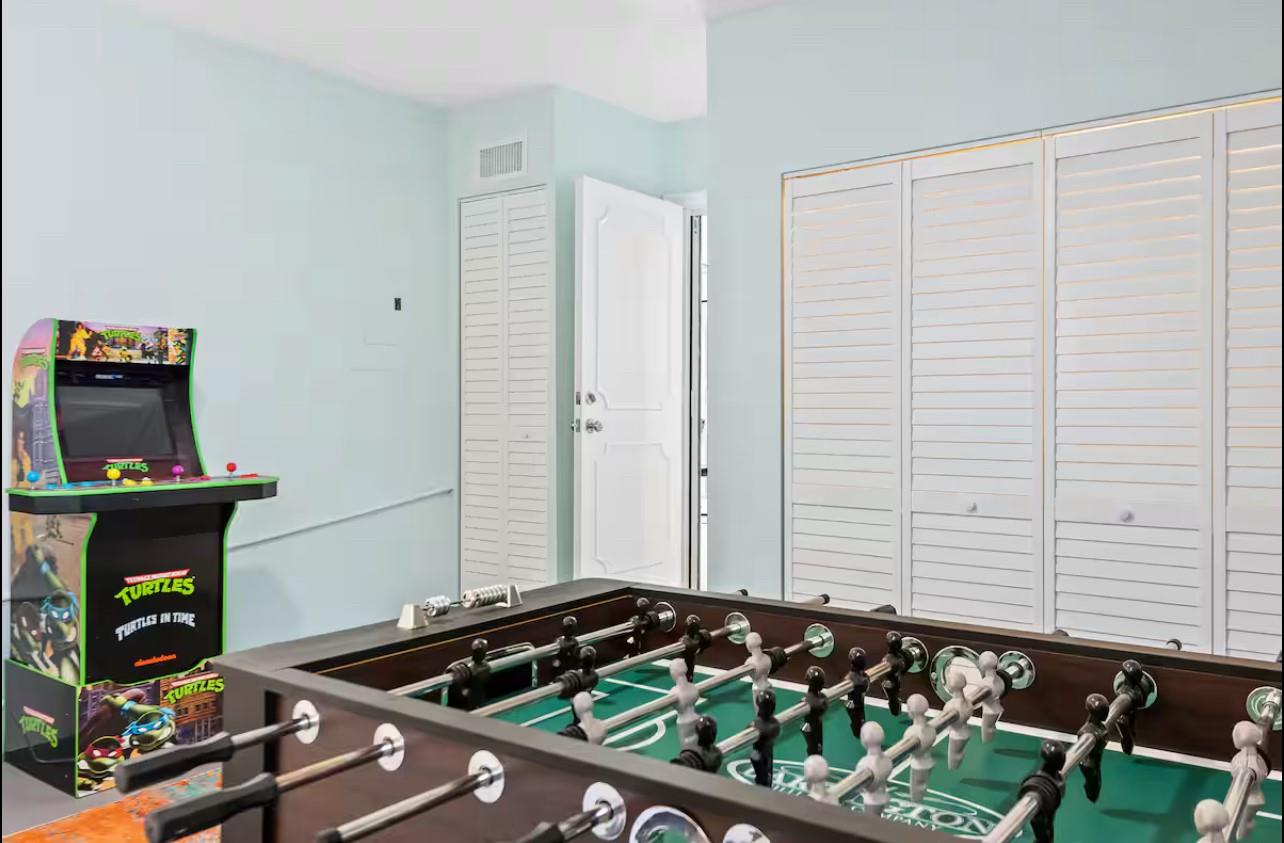 Hollywood Center Amd - Residential Lease