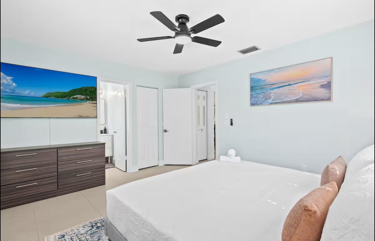 Hollywood Center Amd - Residential Lease