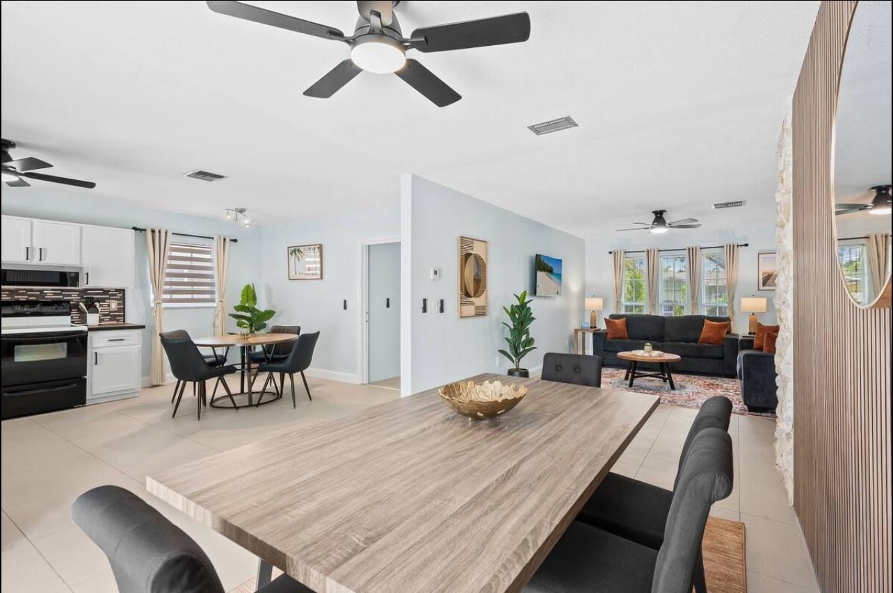 Hollywood Center Amd - Residential Lease