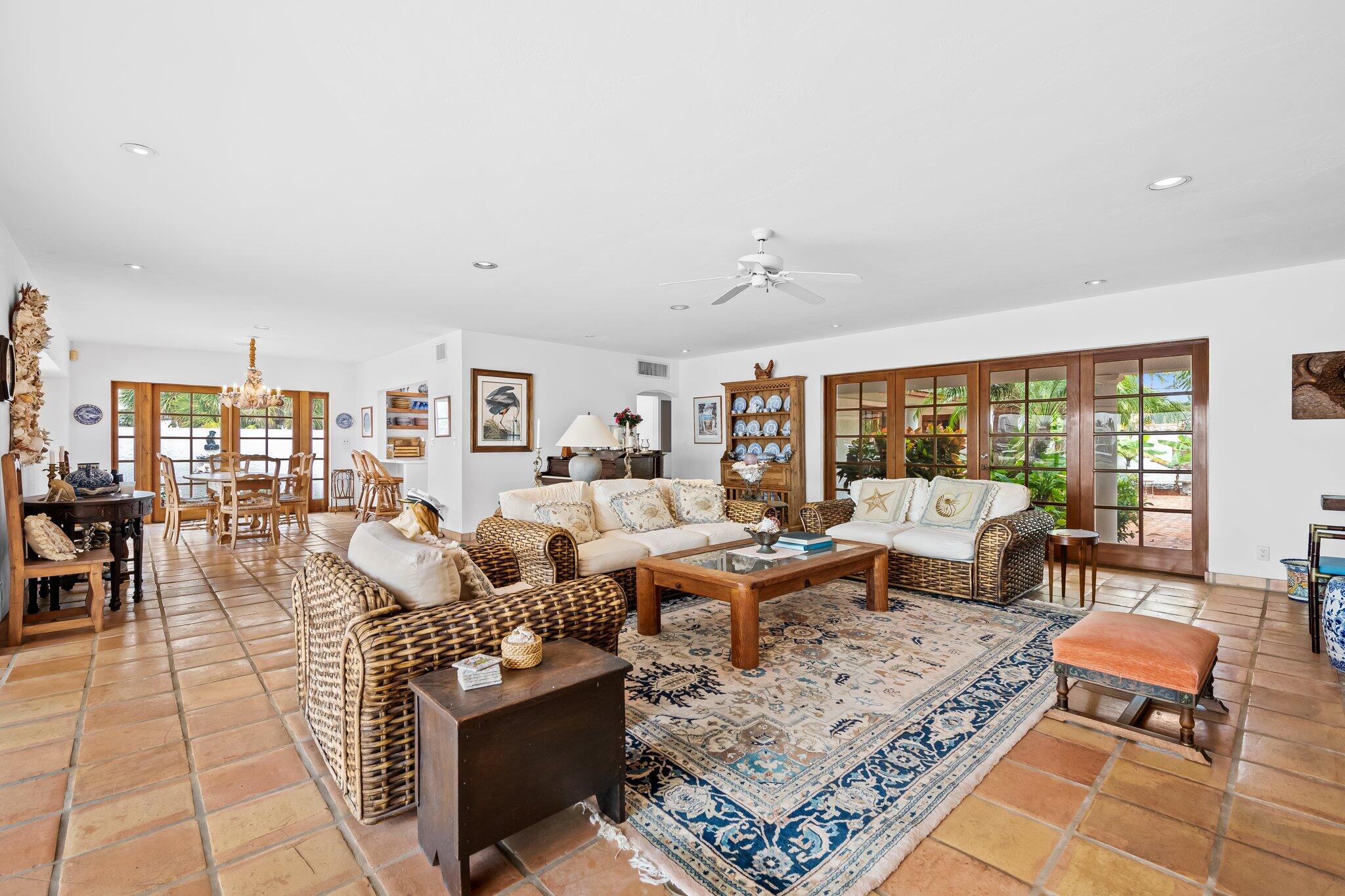 HARBOR BEACH - Residential Lease