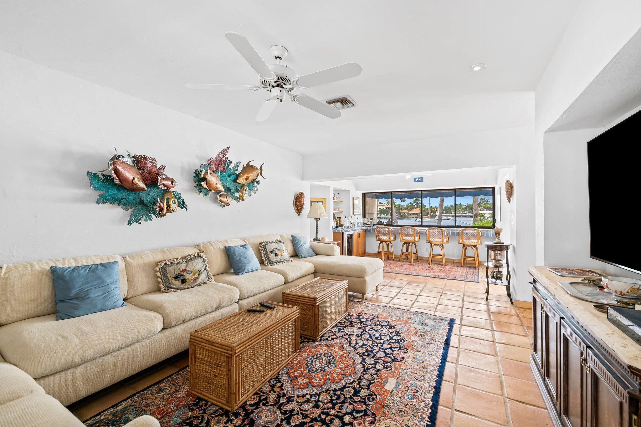 HARBOR BEACH - Residential Lease