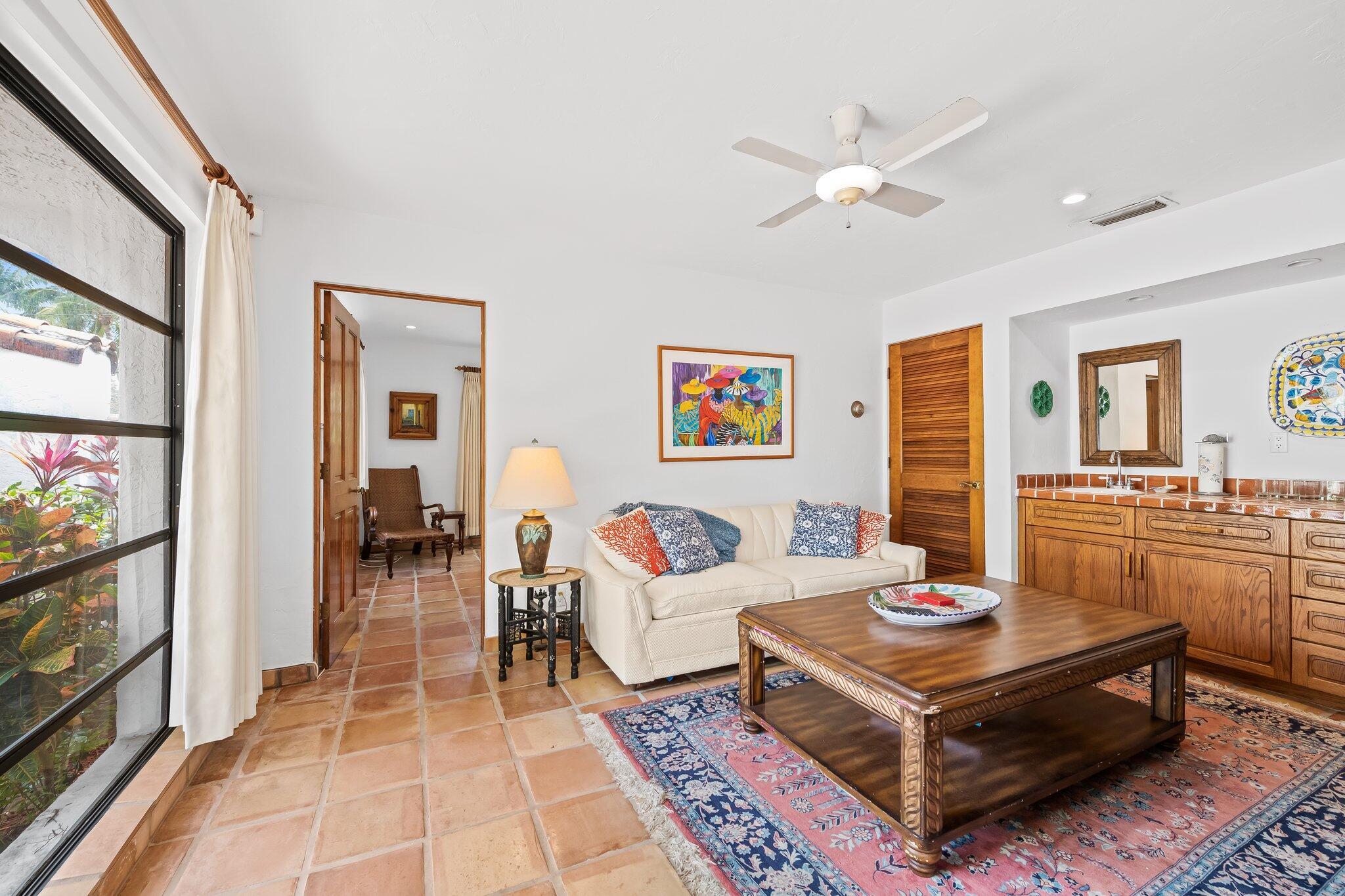 HARBOR BEACH - Residential Lease