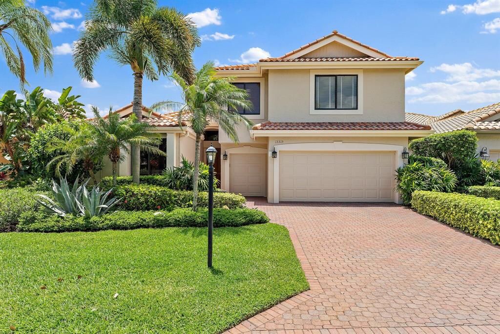 Photo of 13315 Provence Drive, Palm Beach Gardens, FL 33410 (MLS # R10805475)