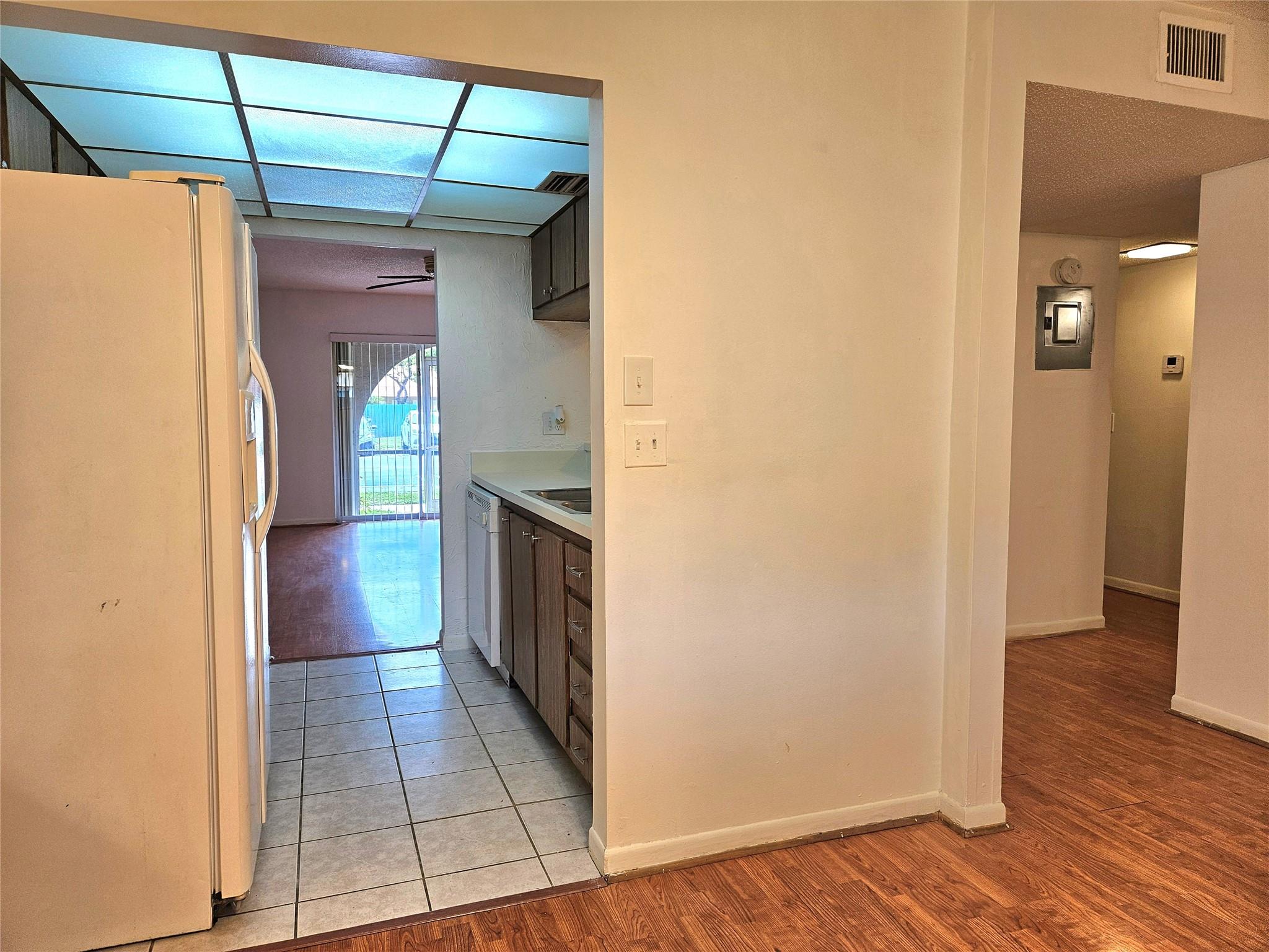 10762 La Placida Dr 7-106