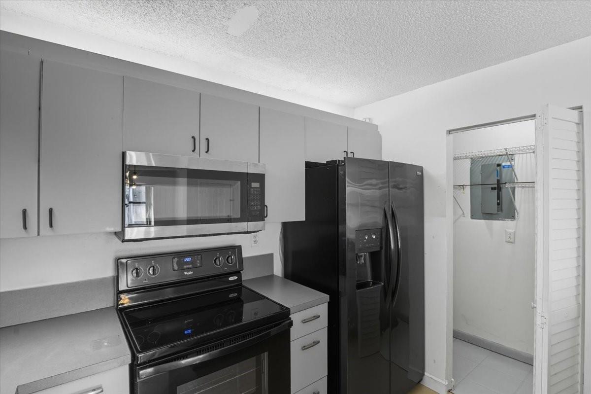 REDBRIDGE - Residential Lease
