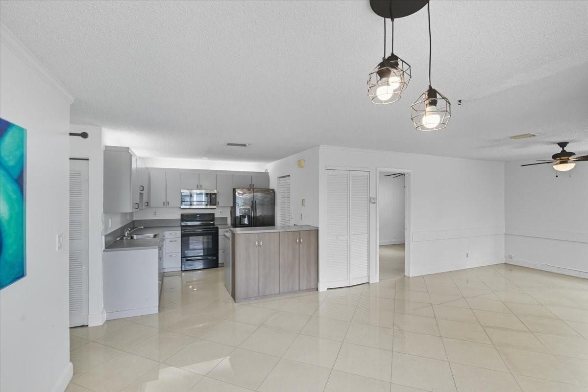 REDBRIDGE - Residential Lease