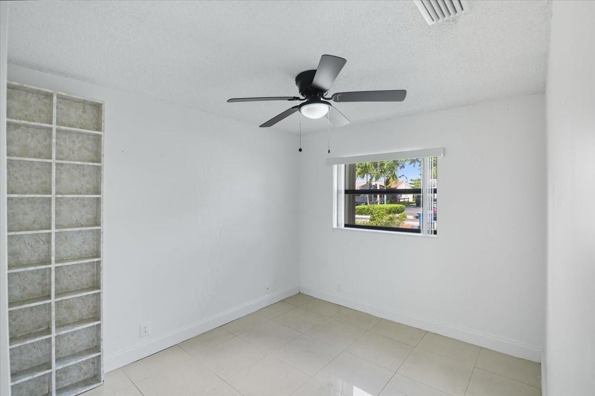 REDBRIDGE - Residential Lease