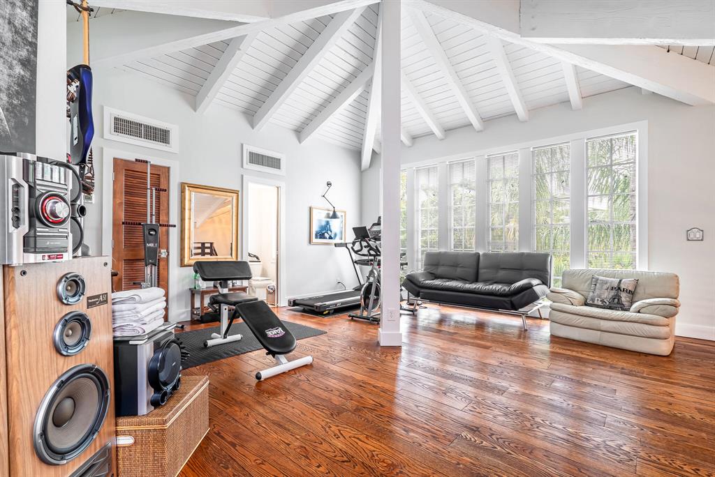 IDA LAKE TERRACE REPL - Residential