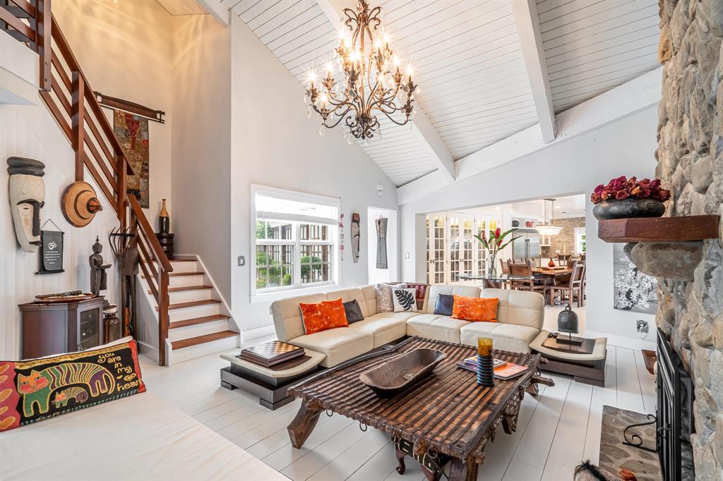 IDA LAKE TERRACE REPL - Residential