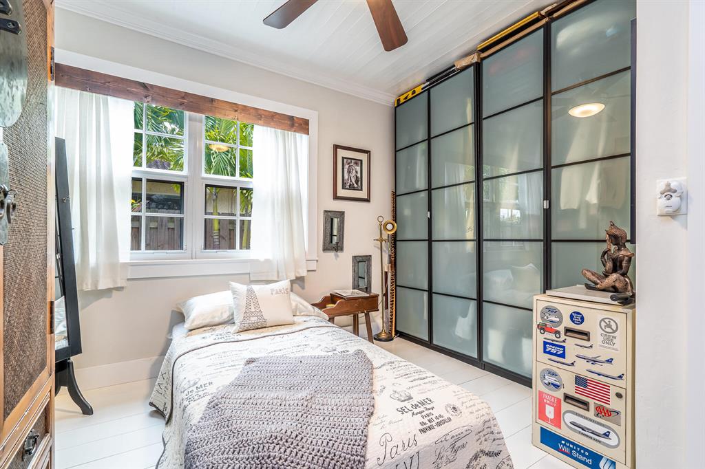 IDA LAKE TERRACE REPL - Residential