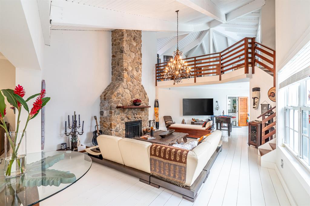 IDA LAKE TERRACE REPL - Residential